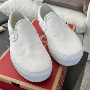 Classic Vans slip ons white